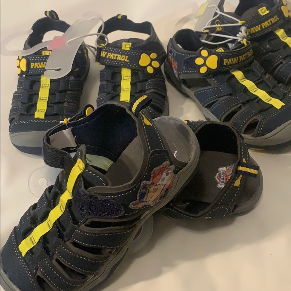 Baby shoes different size 11/12  L9/10 Xl 11/12